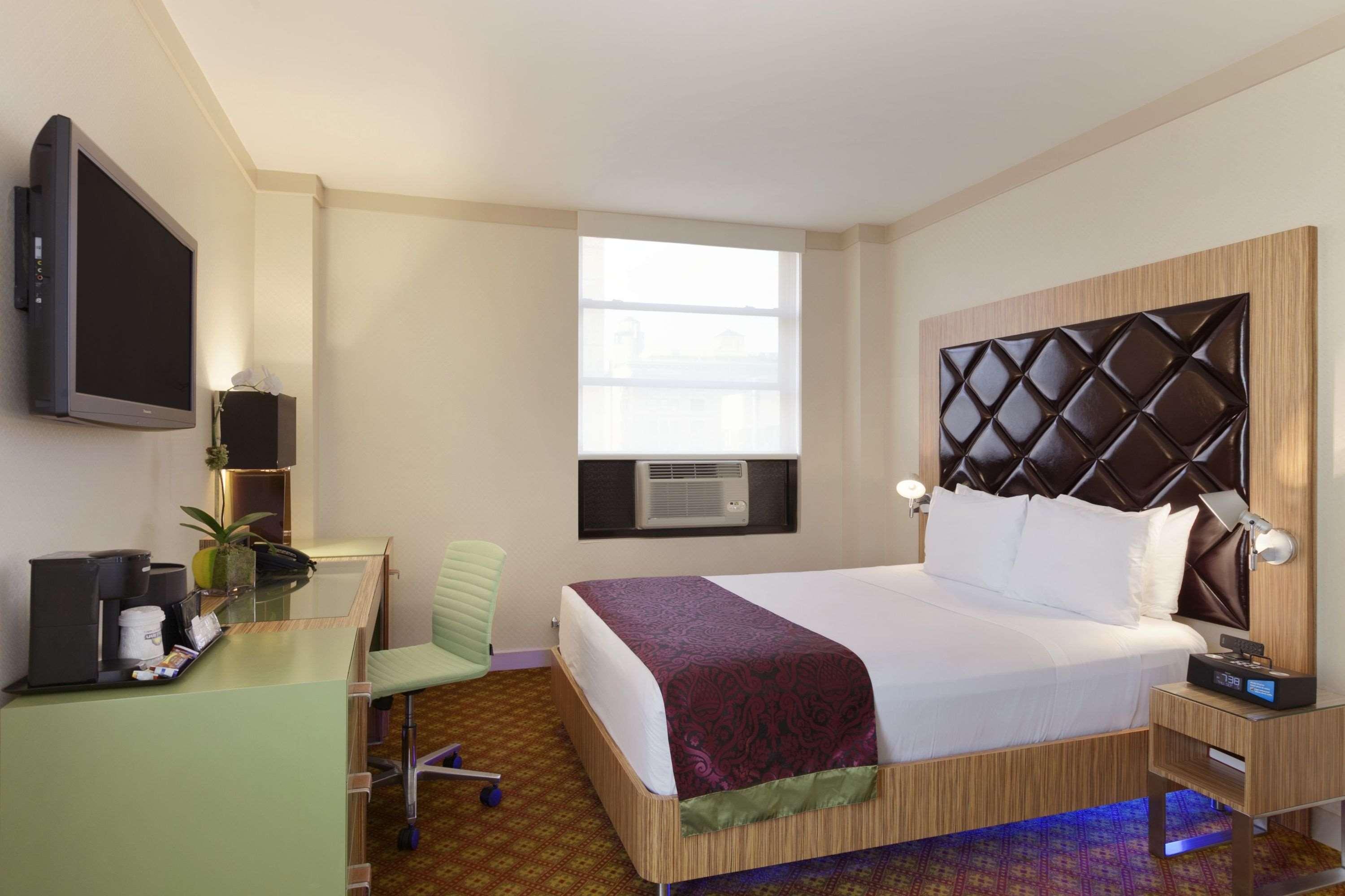 Night Hotel Broadway Ню Йорк Екстериор снимка