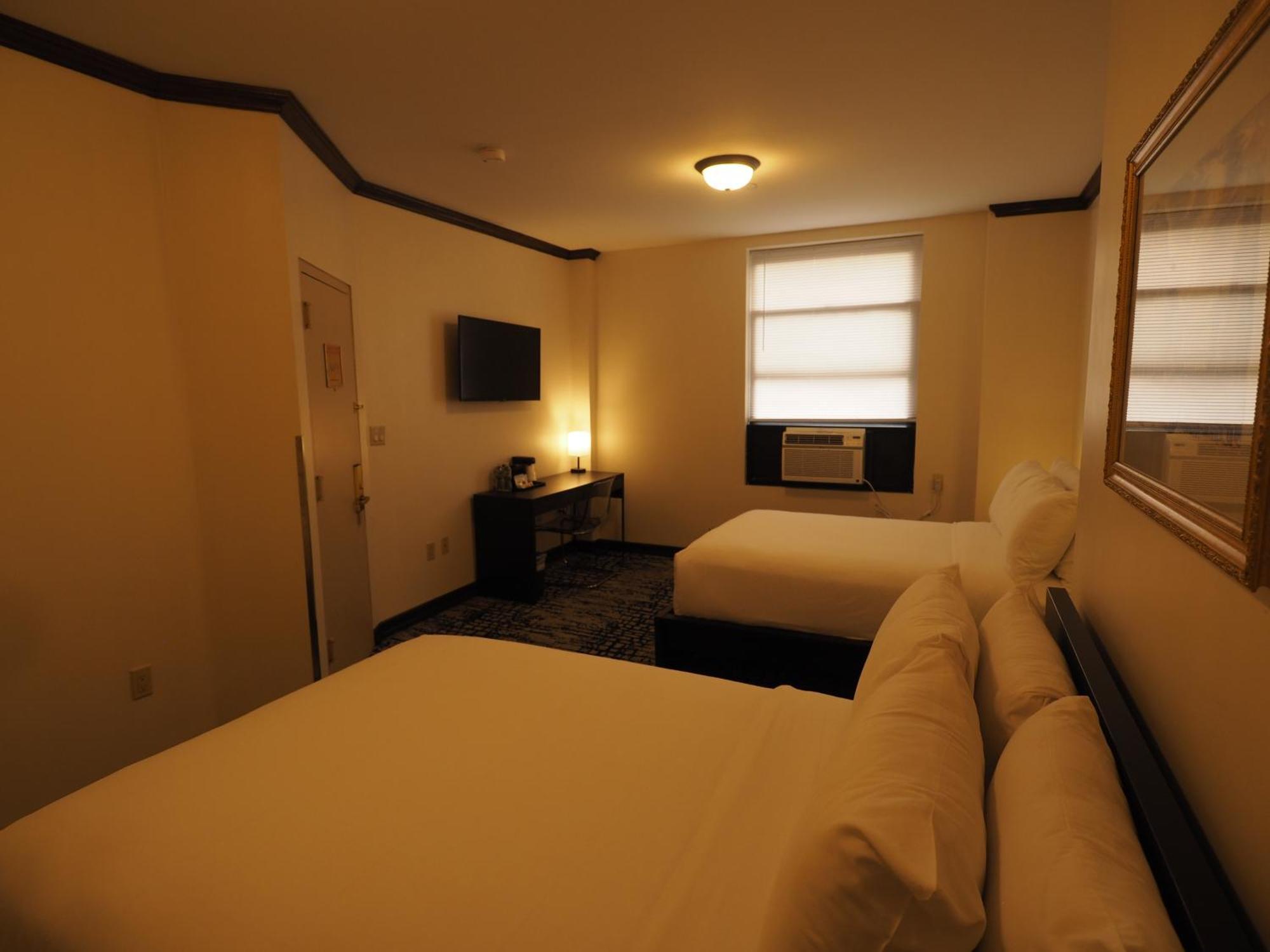 Night Hotel Broadway Ню Йорк Екстериор снимка
