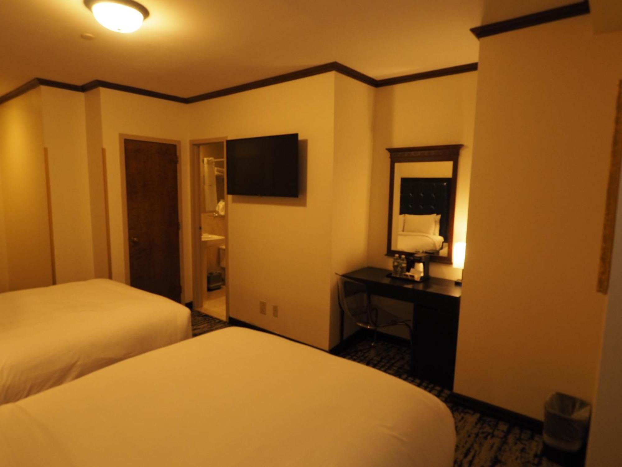 Night Hotel Broadway Ню Йорк Екстериор снимка
