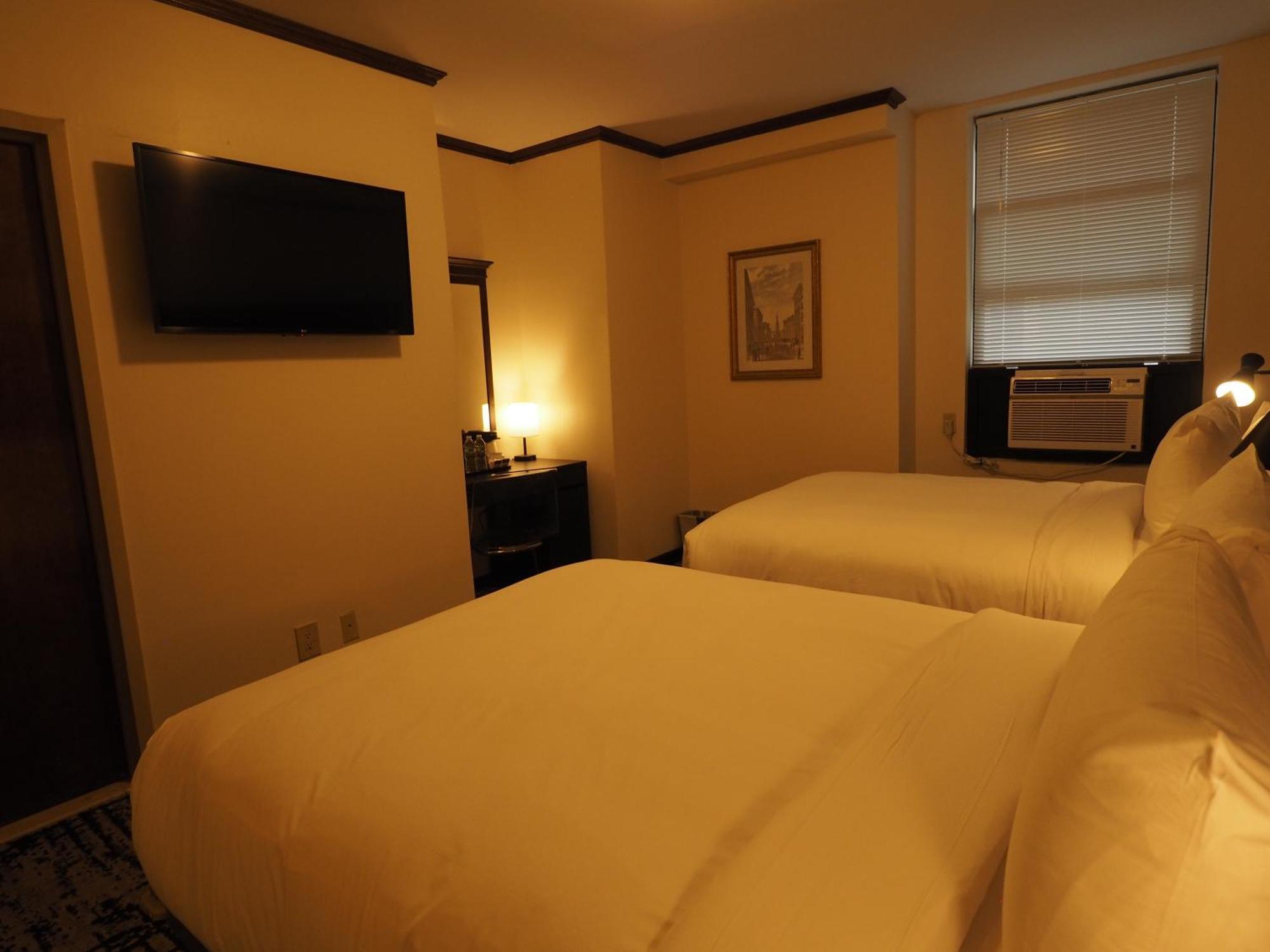 Night Hotel Broadway Ню Йорк Екстериор снимка