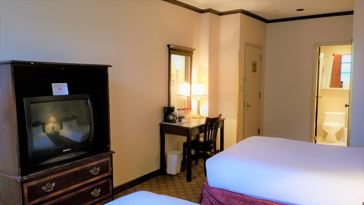 Night Hotel Broadway Ню Йорк Екстериор снимка